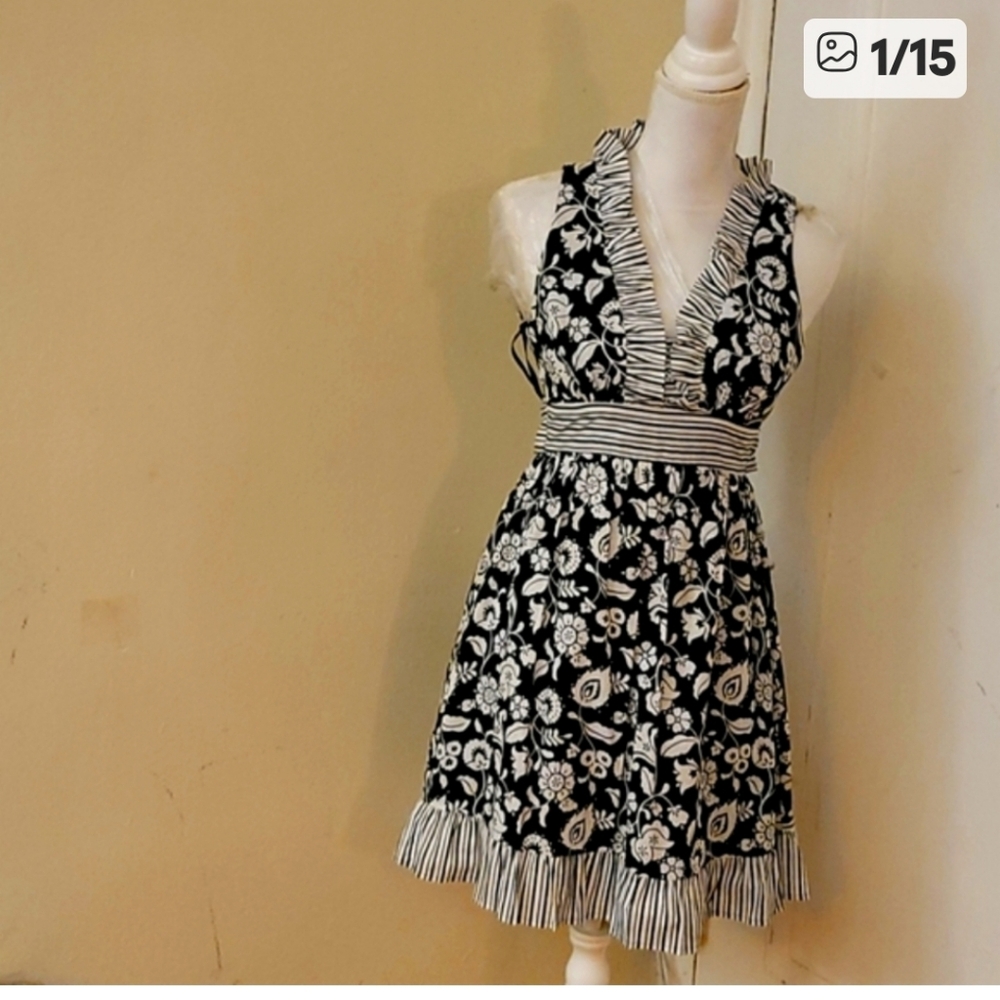 Johnny Martin Black and White Floral Mini Sun Dress SZ 1